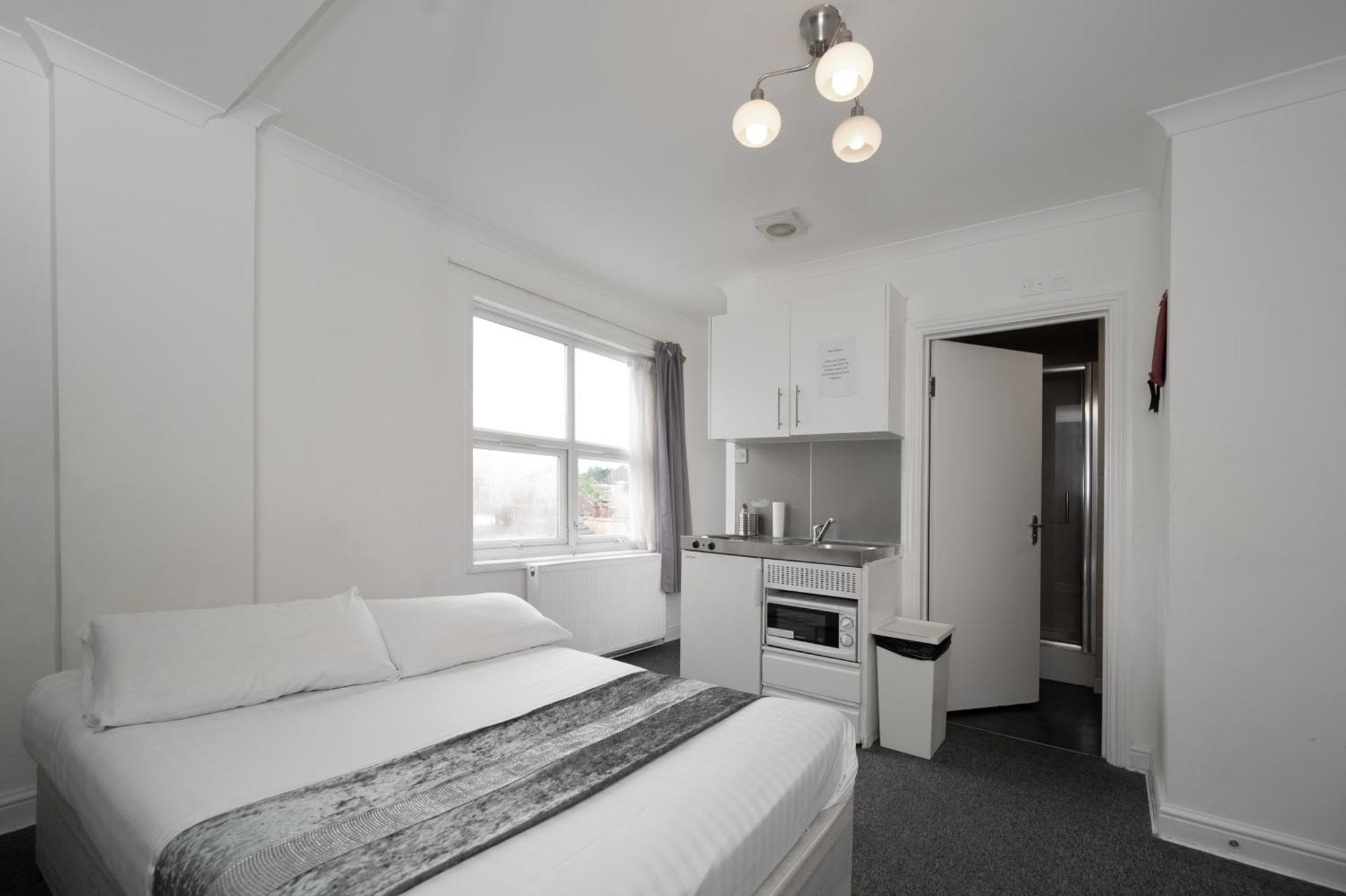 Flexistay Tulsi Aparthotel Croydon Exterior photo