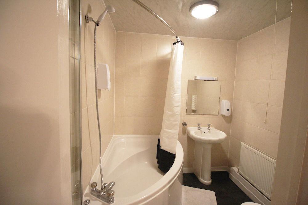 Flexistay Tulsi Aparthotel Croydon Exterior photo