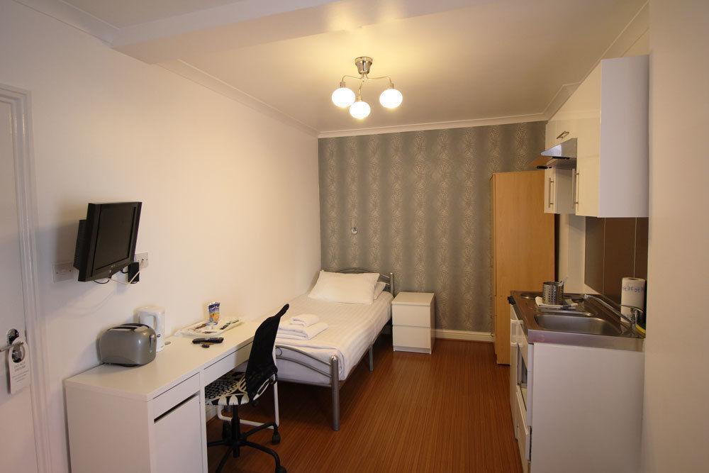 Flexistay Tulsi Aparthotel Croydon Exterior photo