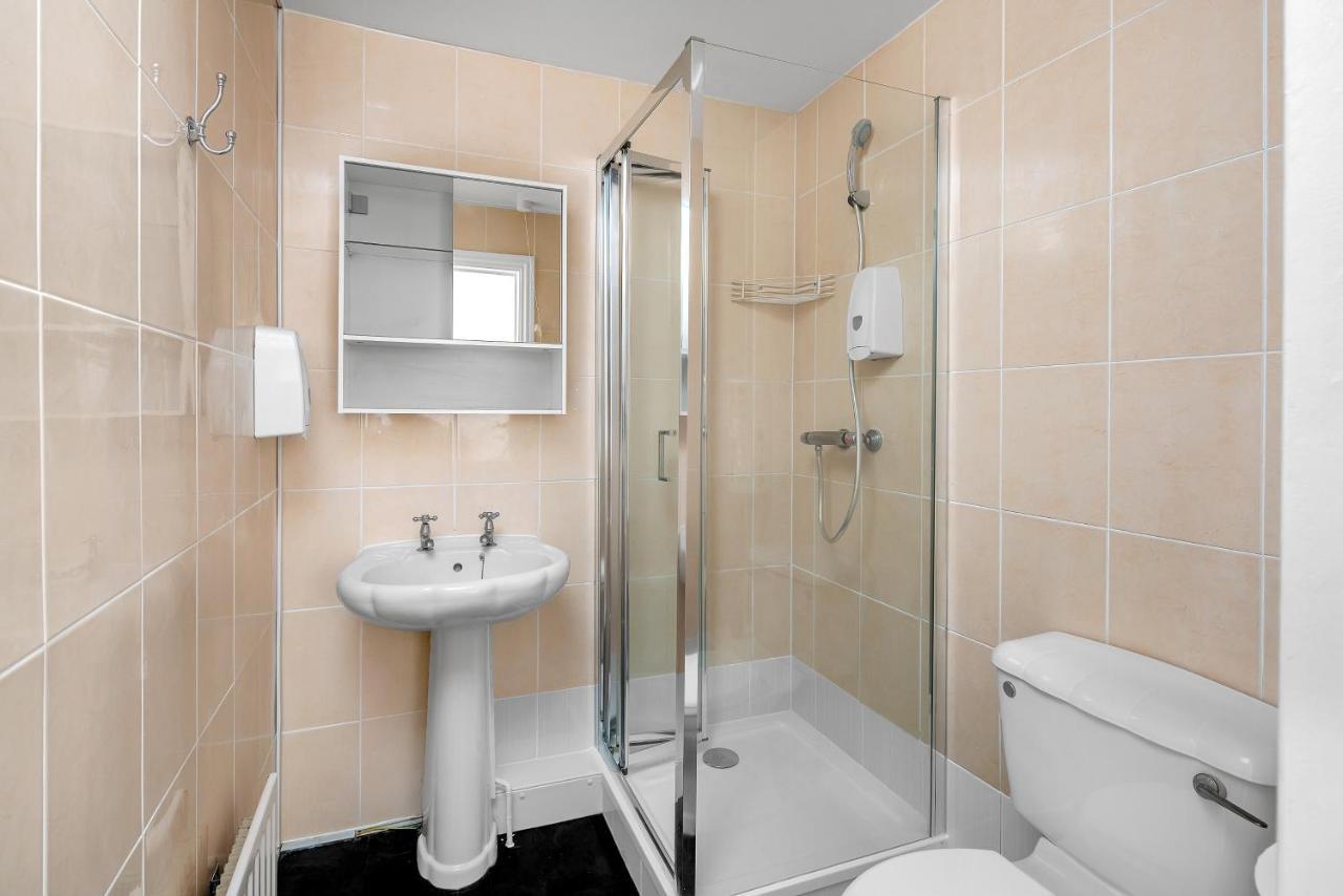 Flexistay Tulsi Aparthotel Croydon Exterior photo