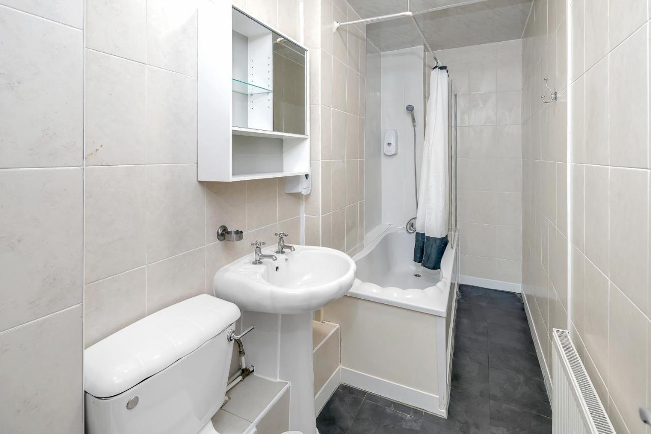 Flexistay Tulsi Aparthotel Croydon Exterior photo